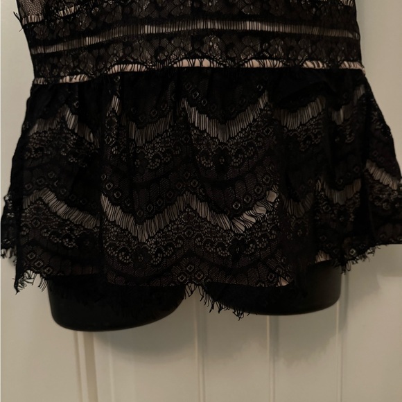Ann Taylor Loft black lace peplum top.  Size smalll - Picture 7 of 9